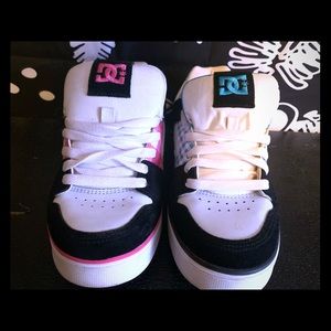DC Shoes. Size 8.5 -Like New